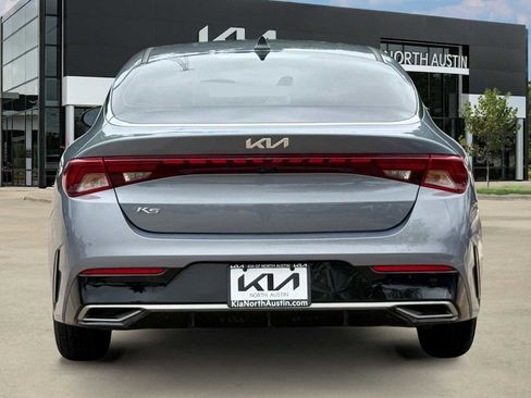 Used 2022 Kia K5 LXS FWD image 5