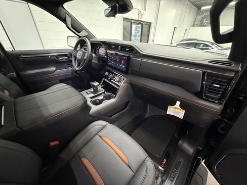 Used 2026 GMC Sierra 1500 AT4 w/ AT4 Premium Package image 21