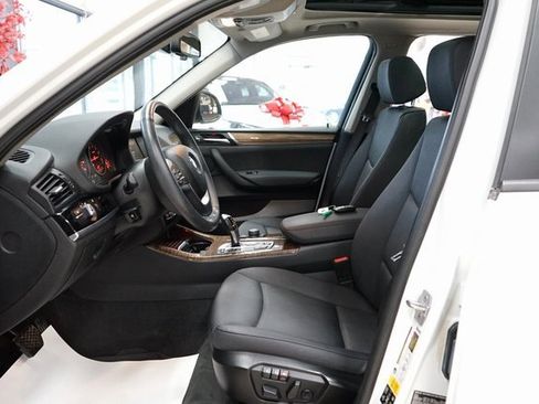 Used 2017 BMW X3 xDrive28i image 22