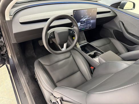 Used 2025 Tesla Model 3 Long Range RWD image 4