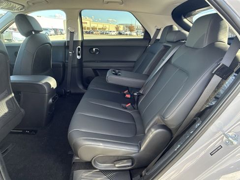 New 2025 Hyundai Ioniq 5 SEL image 24