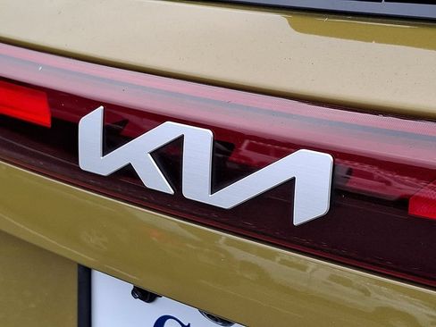 Used 2024 Kia Seltos S AWD/4WD image 30