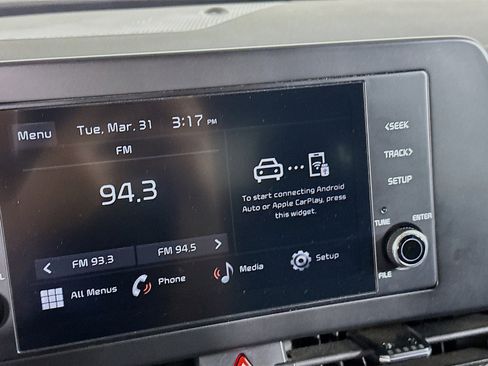 Used 2025 Kia Sportage LX image 21