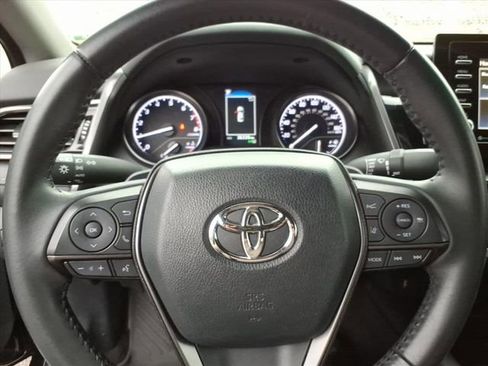 Used 2022 Toyota Camry SE image 22