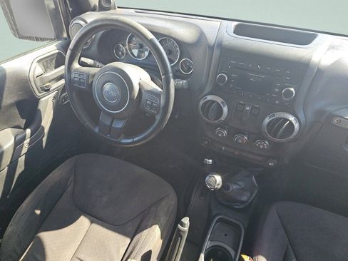 Used 2013 Jeep Wrangler Sport image 26