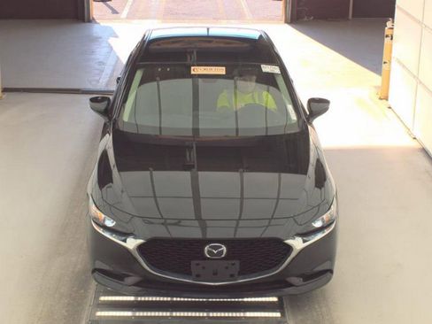 Used 2019 MAZDA MAZDA3 Sedan w/ Select Package image 2