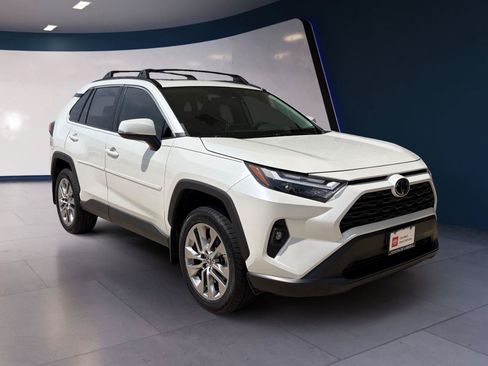 Used 2024 Toyota RAV4 XLE Premium FWD image 7