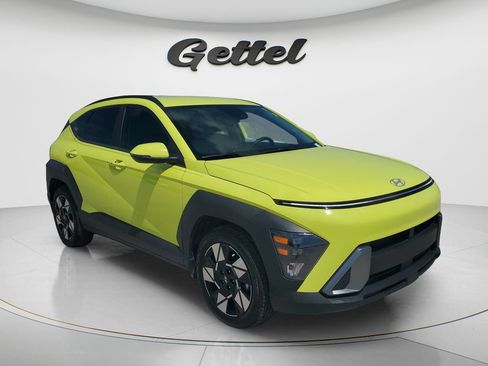 Used 2024 Hyundai Kona SEL FWD image 3