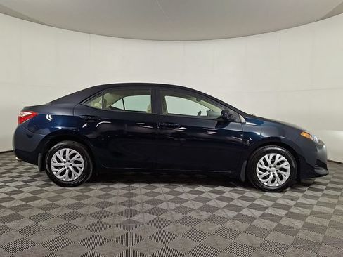 Used 2018 Toyota Corolla LE FWD image 10