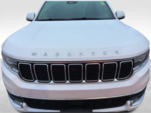 Used 2022 Jeep Wagoneer Series I w/ Premium Group I image 3