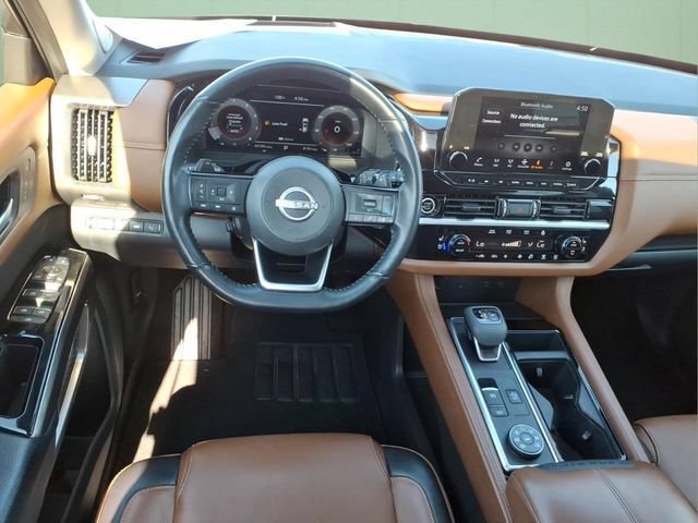 Used 2024 Nissan Pathfinder Platinum AWD/4WD image 13