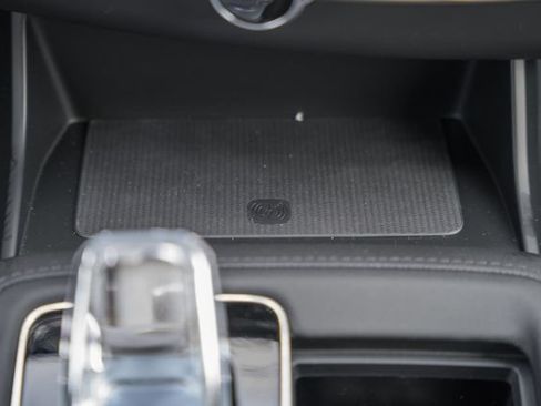 New 2027 Volvo XC90 B6 Plus AWD/4WD image 23