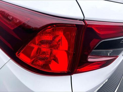 Used 2025 Honda Odyssey EX-L image 28