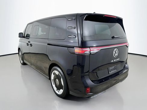 Used 2025 Volkswagen ID. Buzz Pro S RWD image 7