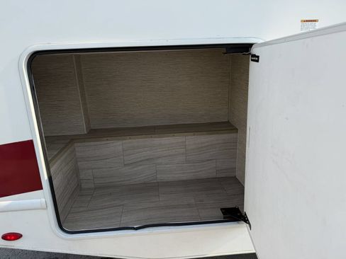 Used 2021 Ford E-450 and Econoline 450 Super Duty w/ Motorhome Prep Package RWD image 16
