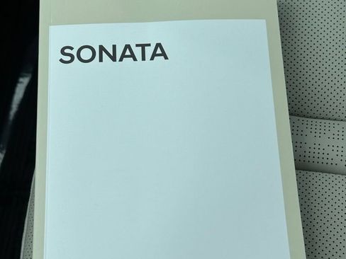 Certified 2023 Hyundai Sonata Limited FWD image 28