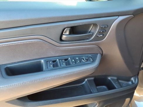 Used 2020 Honda Odyssey EX-L image 16