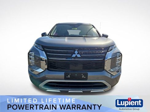Used 2023 Mitsubishi Outlander SE AWD/4WD image 10