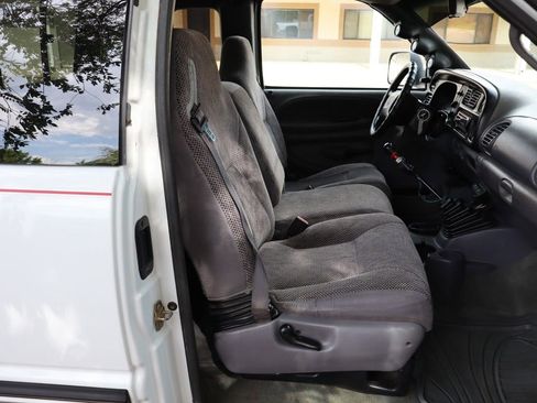 Used 1999 Dodge Ram 2500 Truck 4x4 Quad Cab image 22