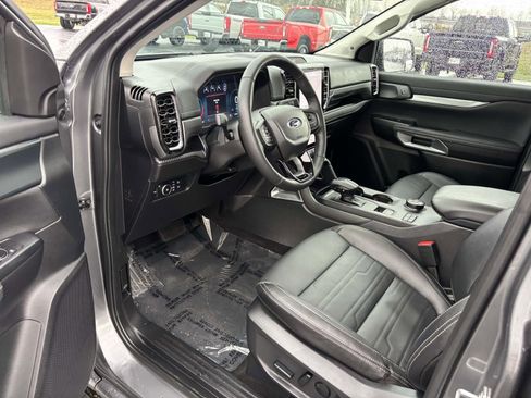 Used 2024 Ford Ranger Lariat w/ Advanced Towing Package image 27