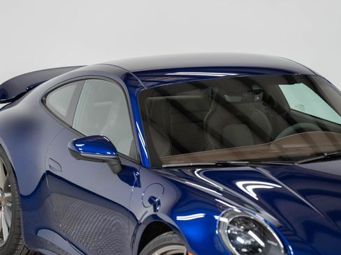 Used 2024 Porsche 911 Carrera 4S AWD/4WD image 37