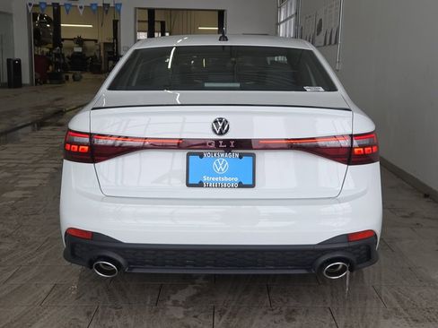 New 2025 Volkswagen Jetta GLI Autobahn image 4