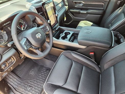 Used 2025 RAM 1500 Laramie w/ Laramie Southwest Edition AWD/4WD image 11