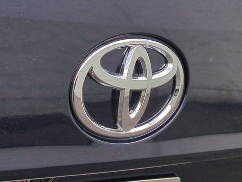 New 2026 Toyota Highlander Platinum image 29