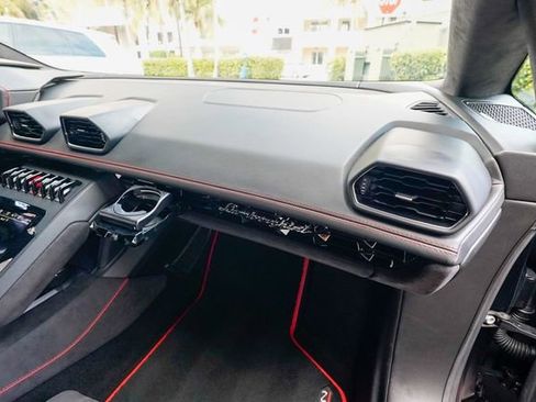 Used 2022 Lamborghini Huracan EVO RWD image 85