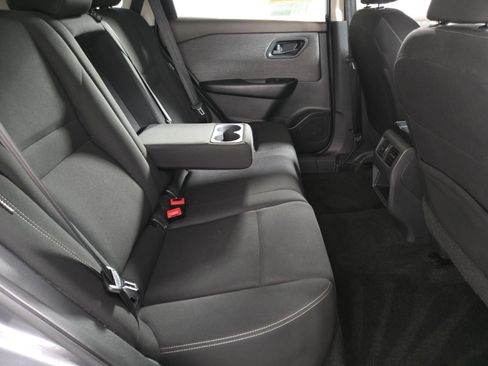 Used 2023 Nissan Rogue S AWD/4WD image 16