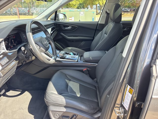 Used 2024 Audi Q7 3.0T Premium Plus AWD/4WD image 17