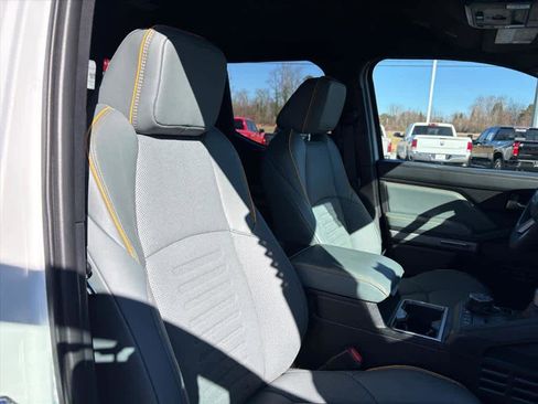 Used 2025 Toyota Tacoma 4x4 Double Cab Hybrid image 6