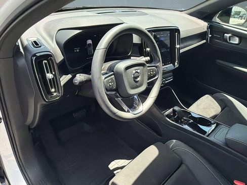 Used 2024 Volvo C40 P8 Recharge Ultimate w/ Protection Package Premier RWD image 4