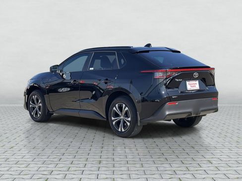 Used 2025 Toyota bZ4X FWD w/ Weather Package image 4