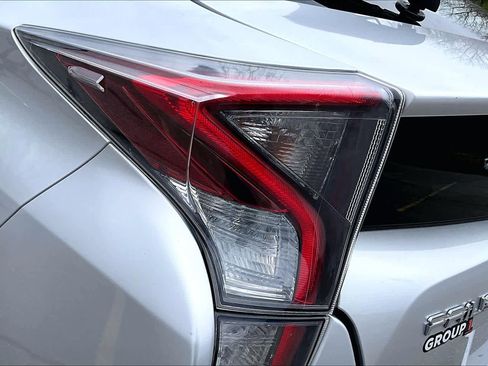 Used 2016 Toyota Prius Two image 28