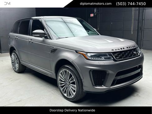 Used 2020 Land Rover Range Rover Sport SVR image 9