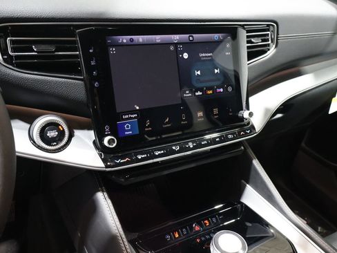 New 2026 Jeep Grand Wagoneer 4WD image 20