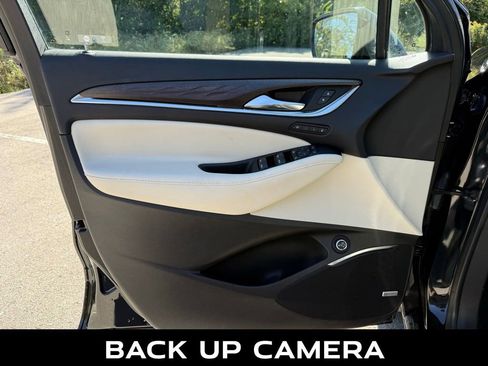 Used 2023 Buick Enclave Avenir w/ Avenir Technology Package image 7