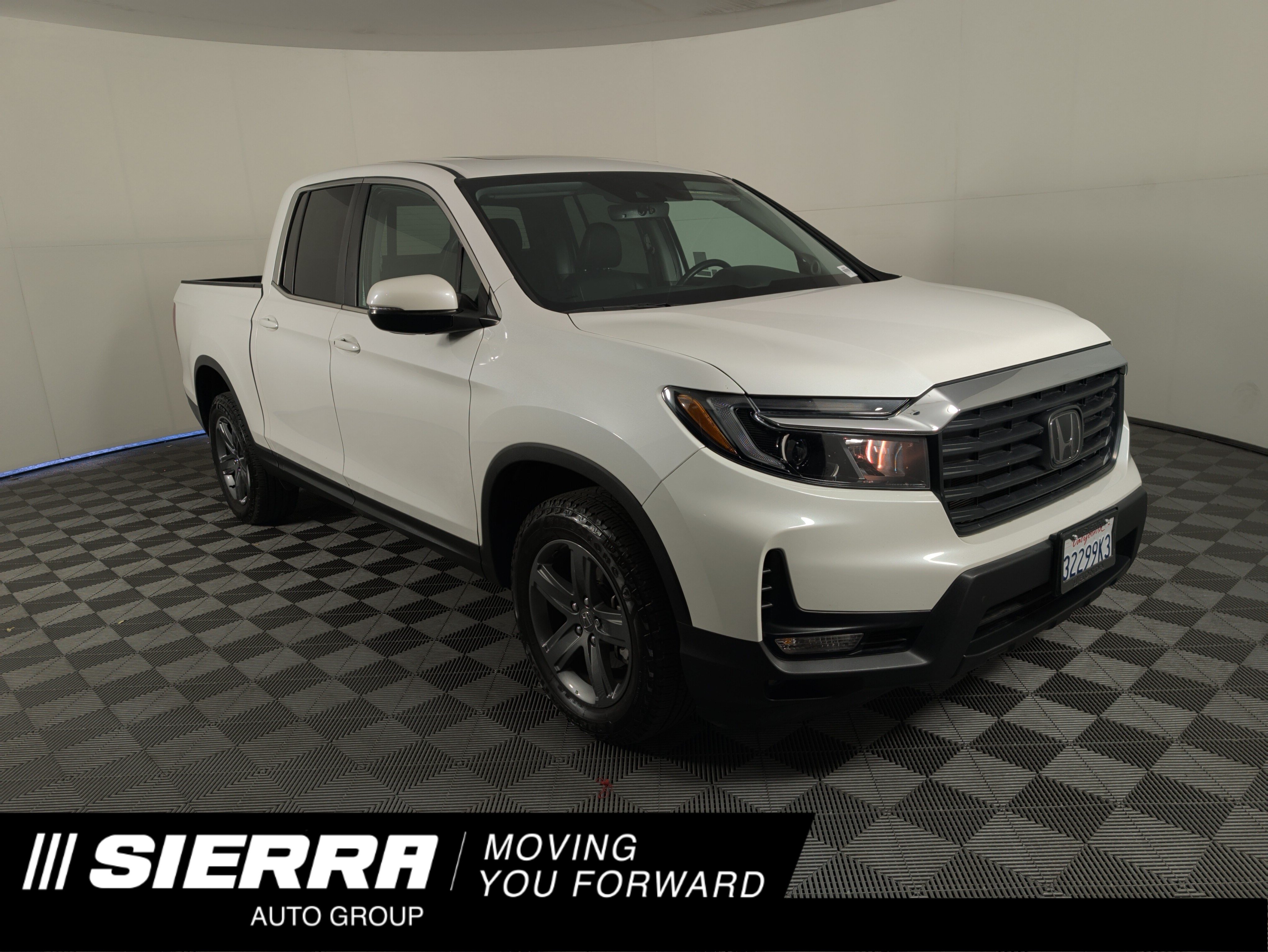 Certified 2023 Honda Ridgeline RTL image 1