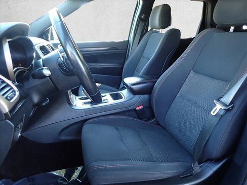 Used 2016 Jeep Grand Cherokee Laredo 75th Anniversary AWD/4WD image 11