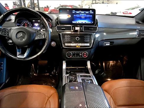 Used 2017 Mercedes-Benz GLS 550 4MATIC image 17