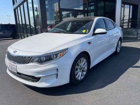 Used 2016 Kia Optima EX w/ Premium Package FWD image 1