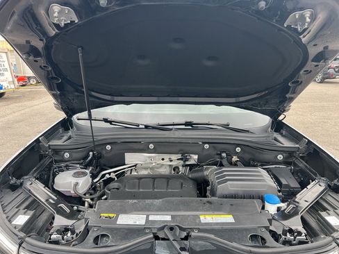 Used 2024 Volkswagen Atlas SEL image 12