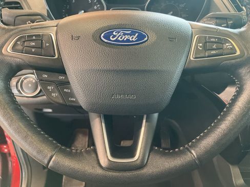 Used 2017 Ford Escape SE w/ Equipment Group 201A image 17
