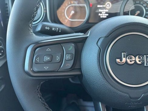 New 2026 Jeep Gladiator Mojave w/ Safety Group AWD/4WD image 18