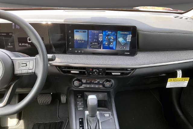 New 2026 Nissan Kicks SV w/ SV Premium Package FWD image 6