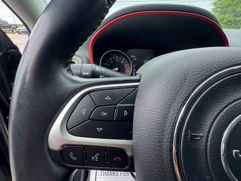 Used 2019 Jeep Compass Trailhawk AWD/4WD image 13