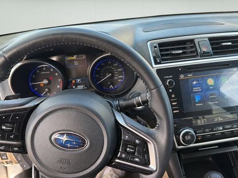 Used 2019 Subaru Outback 2.5i Limited AWD/4WD image 12