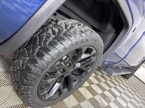 Used 2015 GMC Sierra 1500 SLE w/ SLE Value Package image 30