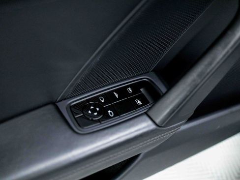 Used 2020 Porsche 911 Carrera 4S AWD/4WD image 36